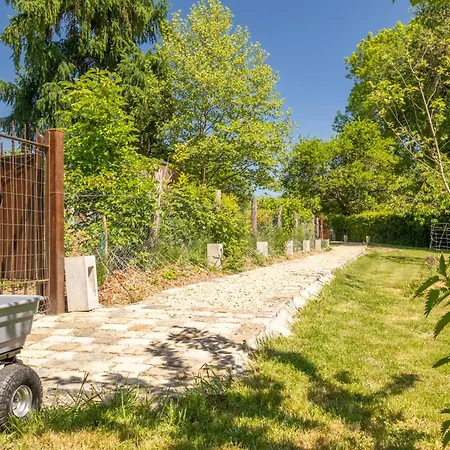 Dom wakacyjny Cocotte La Roulotte *